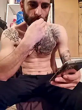 Snapshot of Antonio_Vatooo chatting on 02/18/25, 09:31 Antonio Vatooo online show from 02/18/25, 09:31