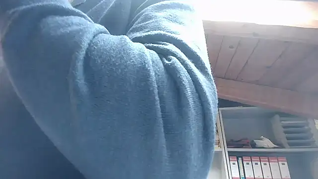 TWENTYONE0021 online show from 10/28/25, 11:14