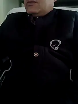 Hot-man39 online show from 12/28/24, 10:58