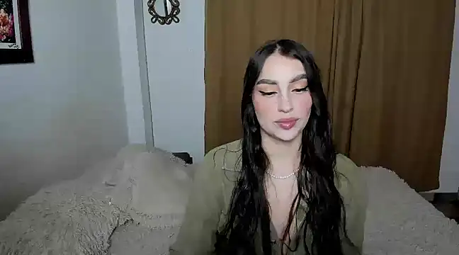 Snapshot of teseo_and_afroditha_ chatting on 03/14/25, 04:32 teseo and afroditha online show from 03/14/25, 04:32
