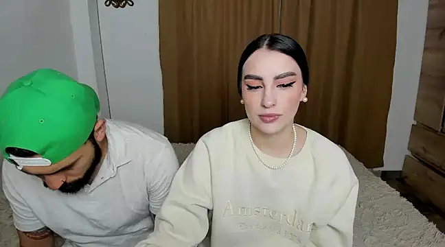 Snapshot of teseo_and_afroditha_ chatting on 03/18/25, 04:15 teseo and afroditha online show from 03/18/25, 04:15