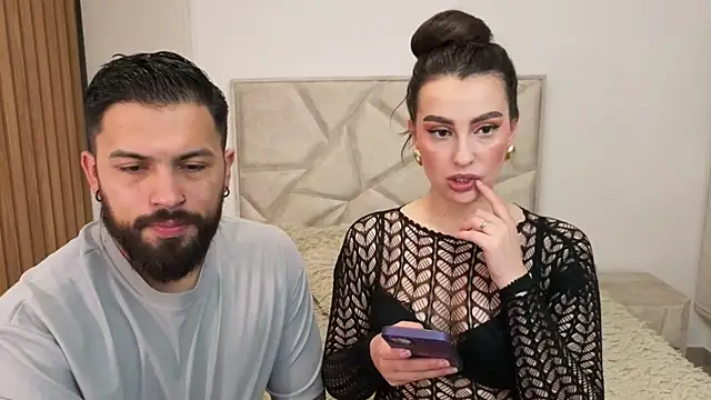 Snapshot of teseo_and_afroditha_ chatting on 09/19/25, 04:58 teseo and afroditha online show from 09/19/25, 04:58