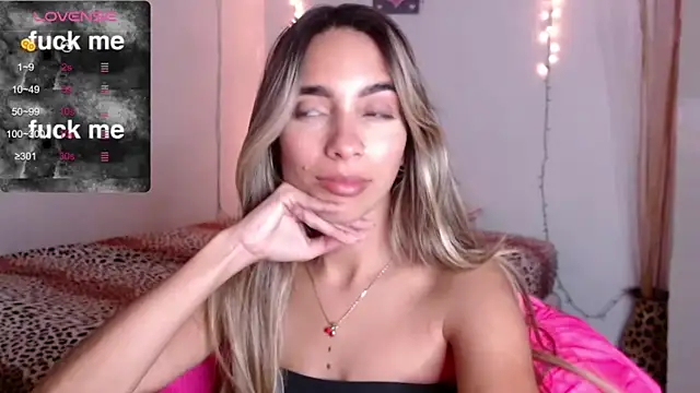 MitchWilson1 online show from 10/12/25, 04:11