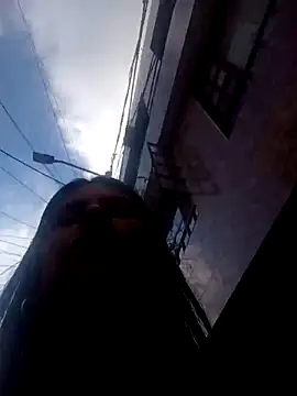 Snapshot of _elektrah chatting on 10/10/25, 08:41 elektrah online show from 10/10/25, 08:41