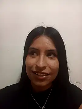 Snapshot of _elektrah chatting on 11/18/25, 06:34 elektrah online show from 11/18/25, 06:34