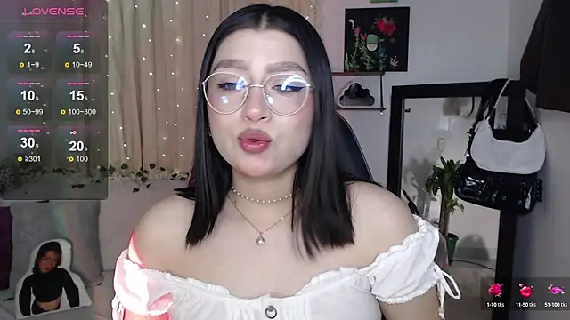 mily thomson b  online show from 10/08/25, 01:58