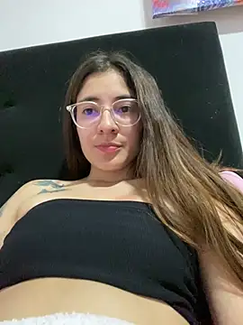 Snapshot of Princ3ssgabi chatting on 01/25/25, 01:32 Princ3ssgabi online show from 01/25/25, 01:32