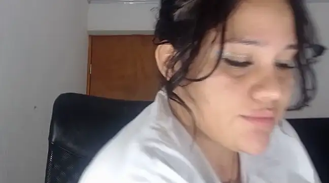 Snapshot of melissa4855 chatting on 01/06/25, 01:31 melissa4855 online show from 01/06/25, 01:31