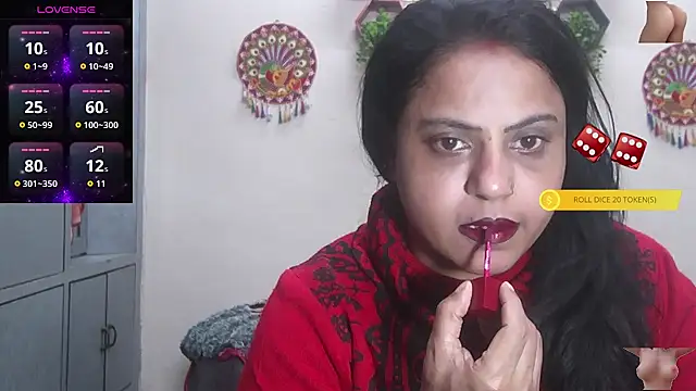 Snapshot of Sexy_komolika chatting on 10/30/25, 01:45 Sexy komolika online show from 10/30/25, 01:45