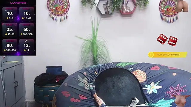 Snapshot of Sexy_komolika chatting on 11/08/25, 01:55 Sexy komolika online show from 11/08/25, 01:55