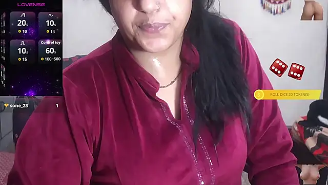 Snapshot of Sexy_komolika chatting on 11/10/25, 01:43 Sexy komolika online show from 11/10/25, 01:43