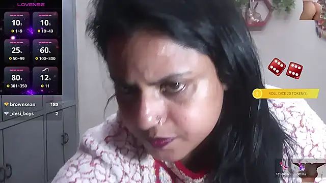 Snapshot of Sexy_komolika chatting on 11/11/25, 03:01 Sexy komolika online show from 11/11/25, 03:01