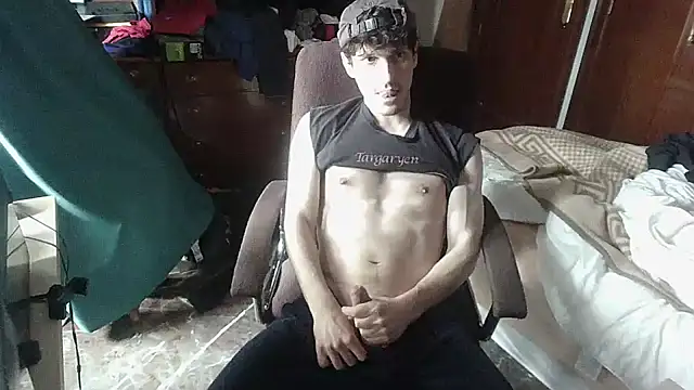 Snapshot of Twink_Andalu chatting on 02/21/25, 12:17 Twink Andalu online show from 02/21/25, 12:17