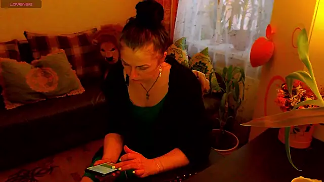 britney preciouss online show from 01/31/25, 11:03