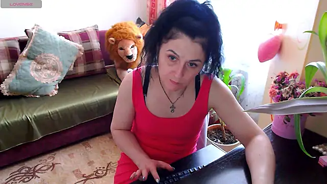 britney preciouss online show from 02/16/25, 09:26