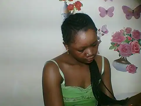 Snapshot of HotJeylee chatting on 10/17/25, 06:32 HotJeylee online show from 10/17/25, 06:32