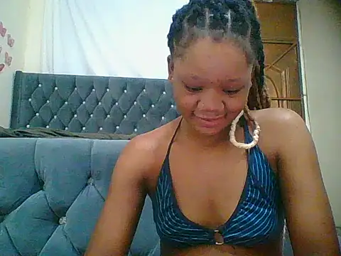 Snapshot of HotJeylee chatting on 11/10/25, 08:08 HotJeylee online show from 11/10/25, 08:08