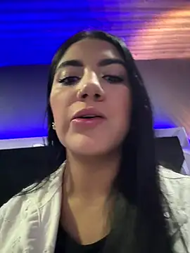 Snapshot of PaulinaDuarte chatting on 09/23/25, 11:35 PaulinaDuarte online show from 09/23/25, 11:35