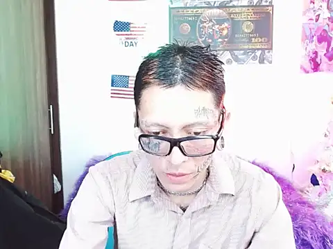 Snapshot of deivid_estrada chatting on 12/14/24, 06:30 deivid estrada online show from 12/14/24, 06:30