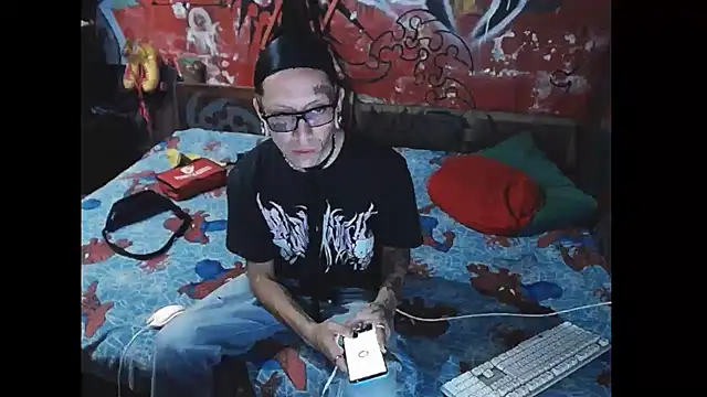Snapshot of deivid_estrada chatting on 02/02/25, 03:49 deivid estrada online show from 02/02/25, 03:49