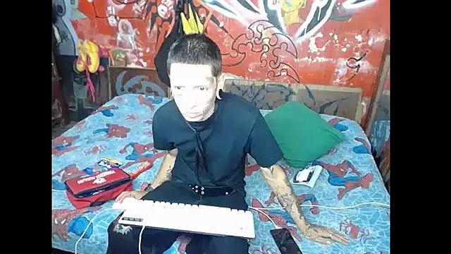 Snapshot of deivid_estrada chatting on 02/10/25, 04:04 deivid estrada online show from 02/10/25, 04:04