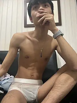 mumuowl online show from 11/18/25, 04:11