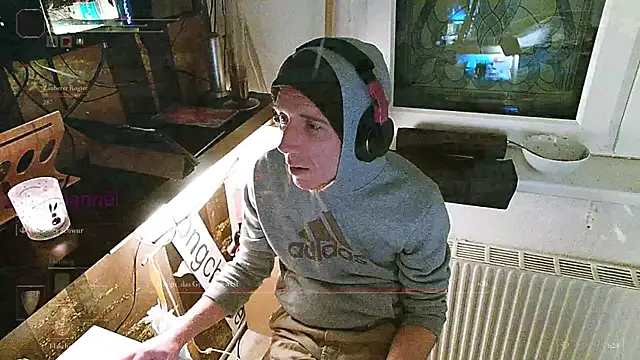 BongChannel online show from 01/04/25, 08:16