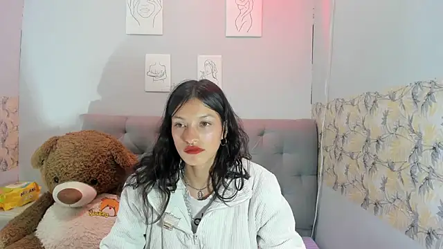 Emma-Wilson online show from 01/14/25, 04:25