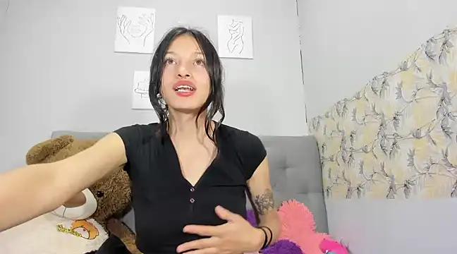 Emma-Wilson online show from 01/31/25, 04:36