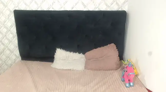 Emma-Wilson online show from 02/21/25, 10:59