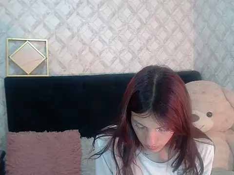 Emma-Wilson online show from 09/25/25, 05:22