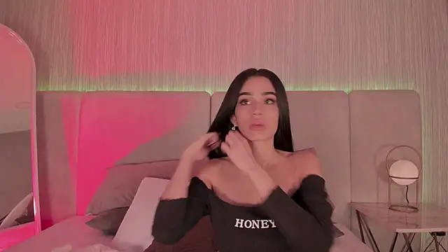 MALENA-ANGEL online show from 10/24/25, 08:16