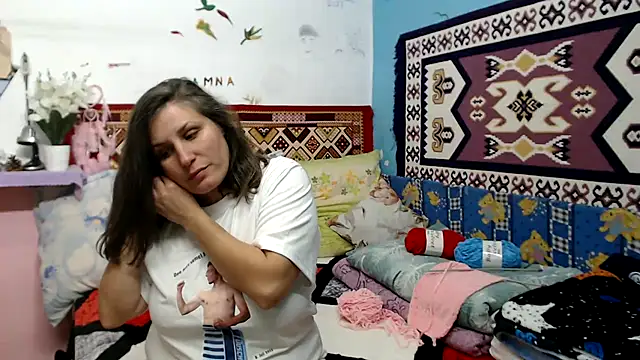 AdelineBlueEyes online show from 10/18/25, 10:16