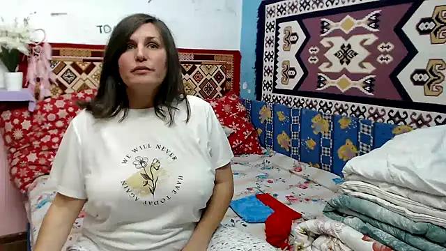 AdelineBlueEyes online show from 11/01/25, 10:50