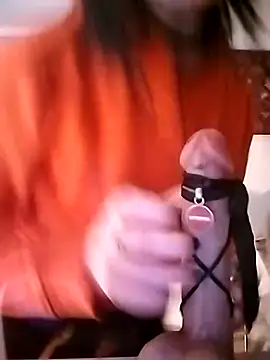 Snapshot of freyamoret chatting on 01/03/25, 04:06 freyamoret online show from 01/03/25, 04:06