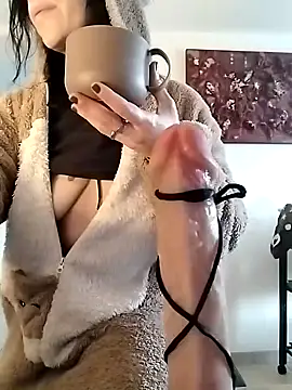 Snapshot of freyamoret chatting on 01/21/25, 03:10 freyamoret online show from 01/21/25, 03:10
