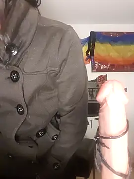 freyamoret online show from 10/14/25, 04:02