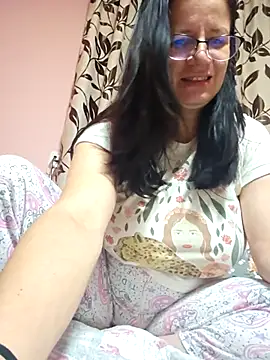 KristenVega online show from 10/03/25, 07:16