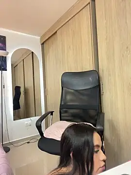 MariaAntonia   online show from 11/20/25, 08:30