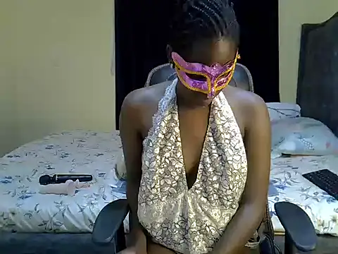 Snapshot of QueenJelly_Sexy chatting on 10/22/25, 03:45 QueenJelly Sexy online show from 10/22/25, 03:45