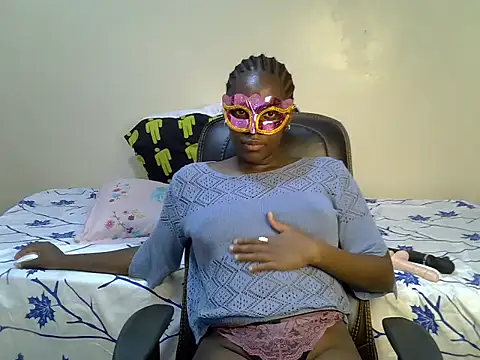 Snapshot of QueenJelly_Sexy chatting on 11/20/25, 12:11 QueenJelly Sexy online show from 11/20/25, 12:11