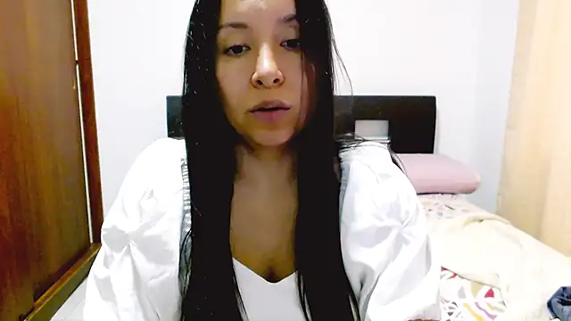 emely sexx20 online show from 12/16/24, 10:34