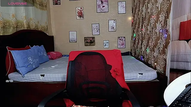 Snapshot of Lanian_99 chatting on 11/03/25, 11:59 Lanian 99 online show from 11/03/25, 11:59