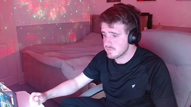 maxy49 online show from 11/22/25, 03:00