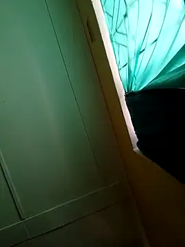 Indianqueen03 online show from 10/13/25, 12:27