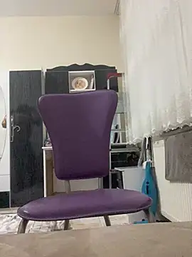 Snapshot of MuscleBoyy777 chatting on 12/17/24, 11:16 MuscleBoyy777 online show from 12/17/24, 11:16