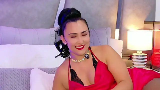 Evangeline Taylorr online show from 11/07/25, 08:31