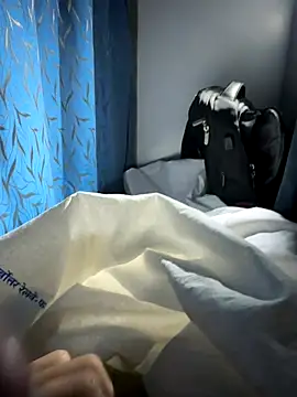 yadavindra85 online show from 11/20/25, 07:02