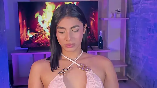 Snapshot of IsabelleFoxx_ chatting on 02/22/25, 07:12 IsabelleFoxx online show from 02/22/25, 07:12