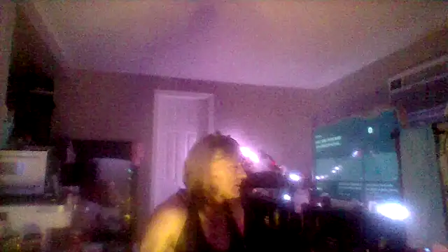 Snapshot of JessicaFitney chatting on 09/14/25, 07:07 JessicaFitney online show from 09/14/25, 07:07